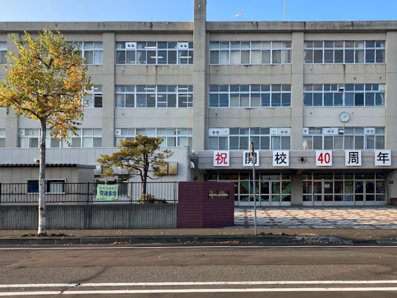 厚別中学校
