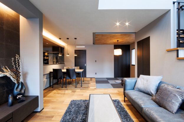 和と洋が調和する、心ほどける家