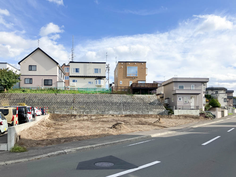 札幌市豊平区西岡2条14丁目