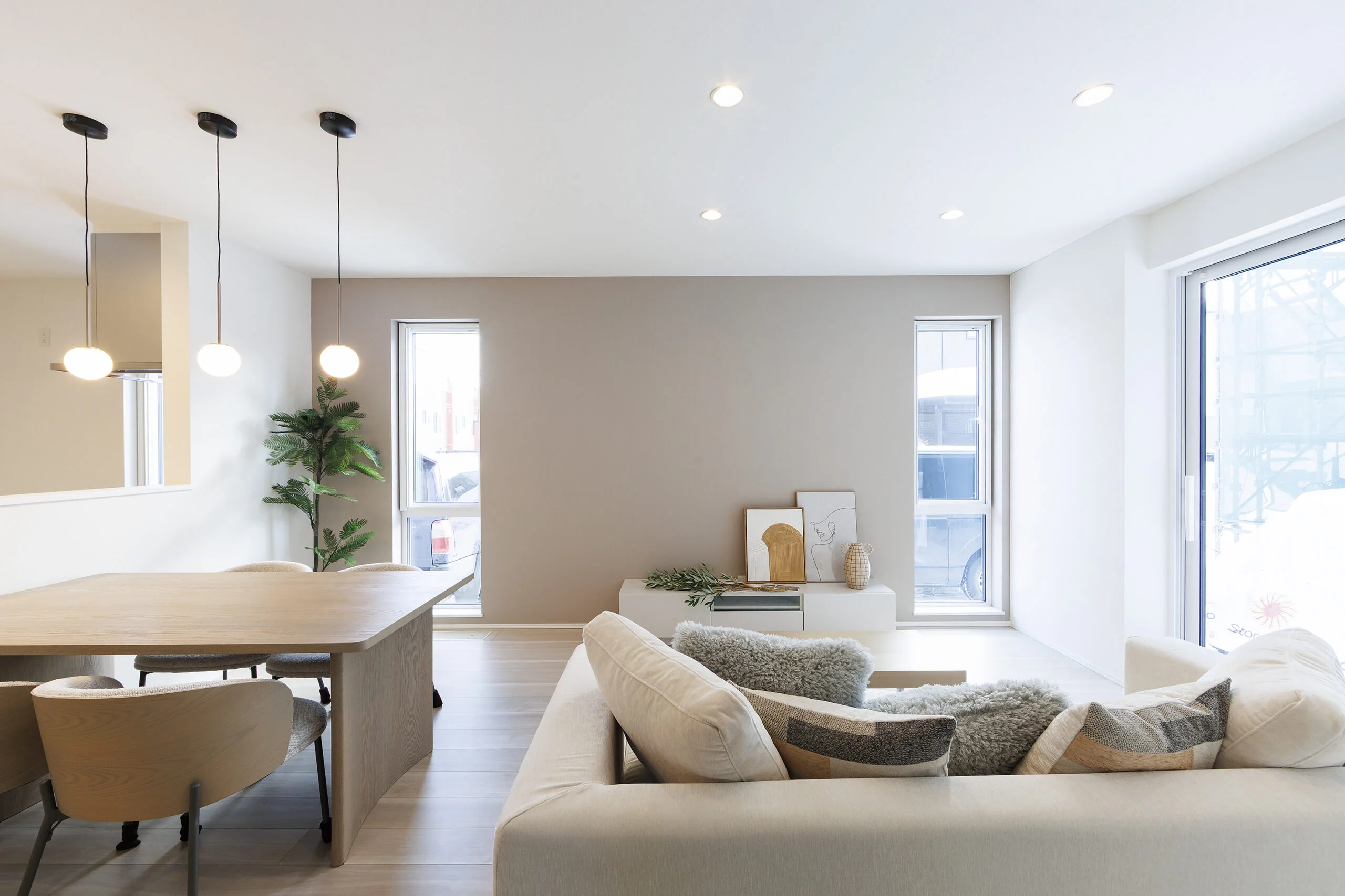 毎日帰りたくなる、木目があたたかい家