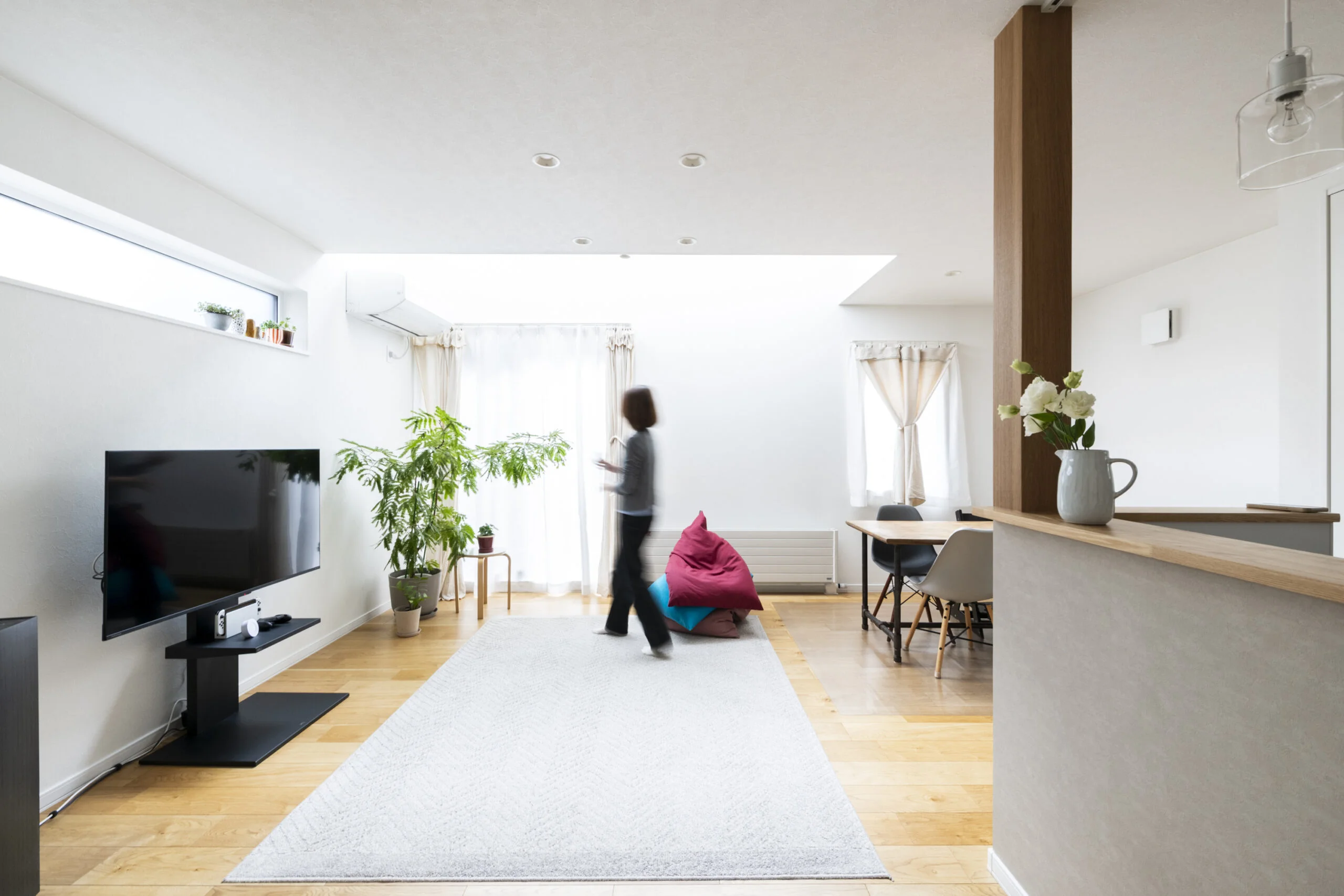「“また洗濯物干してる…”がストレスだった」転勤族のご家族が、“家事がラクな家”を手に入れるまで