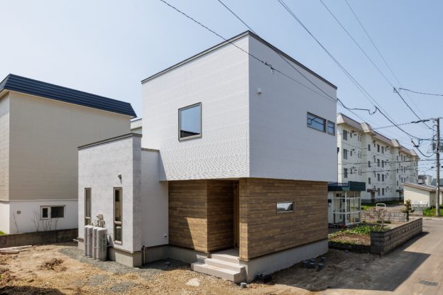 札幌市西区八軒9条西4丁目